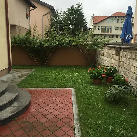 Villa Ds Near